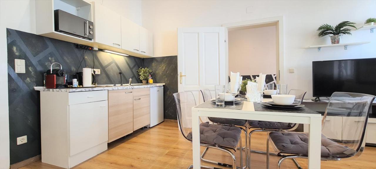Wiener Buddha Style Flat With Inner Garden- Marzstrasse City Apartments Buitenkant foto