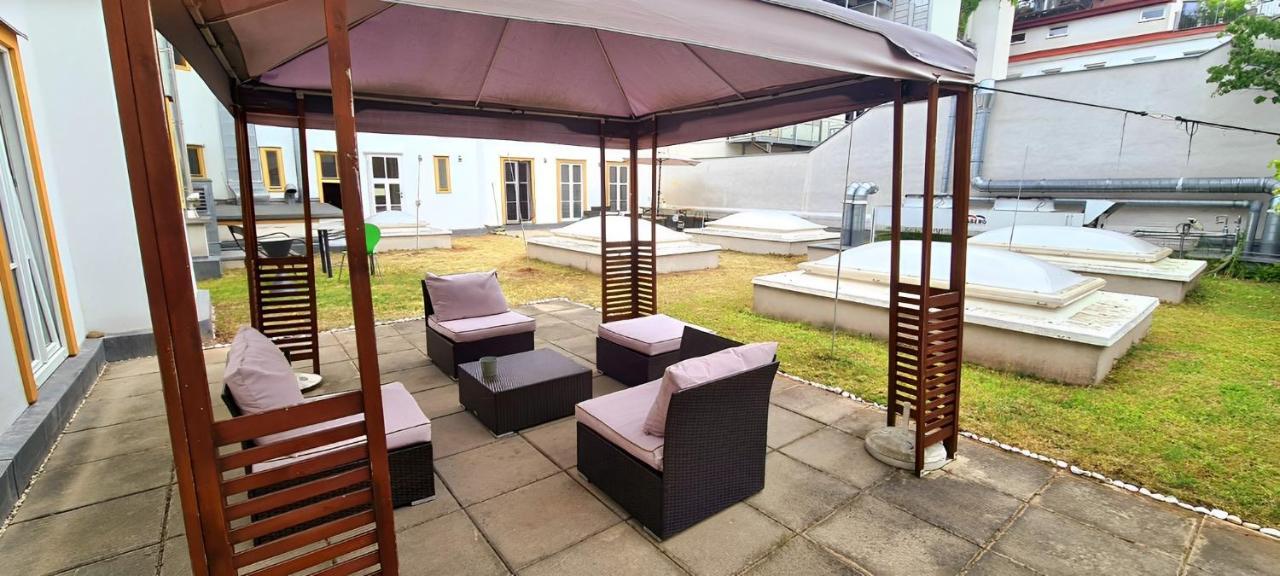 Wiener Buddha Style Flat With Inner Garden- Marzstrasse City Apartments Buitenkant foto